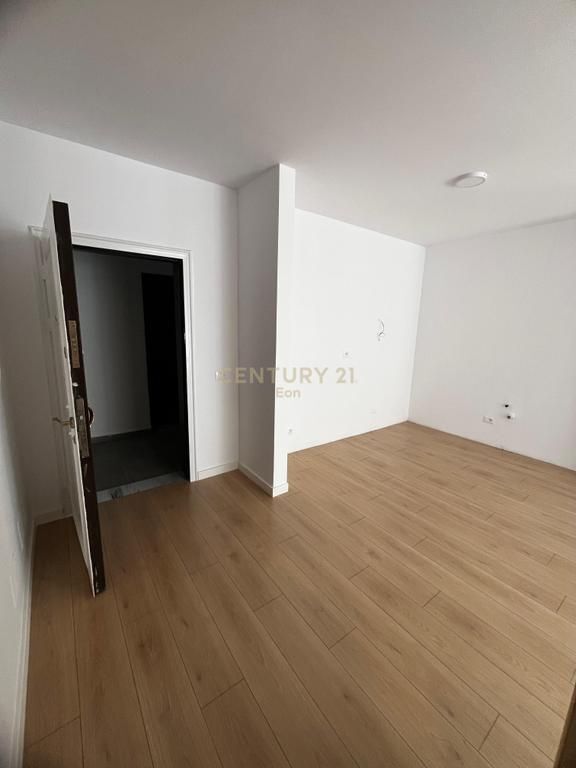 Apartament 2+1 Për Shitje në Plazh, Durrës!