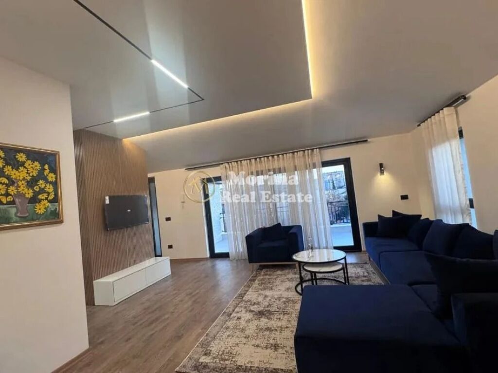 Qera | Vilë 2 + 1 | Laprakë | 900 €/muaj
