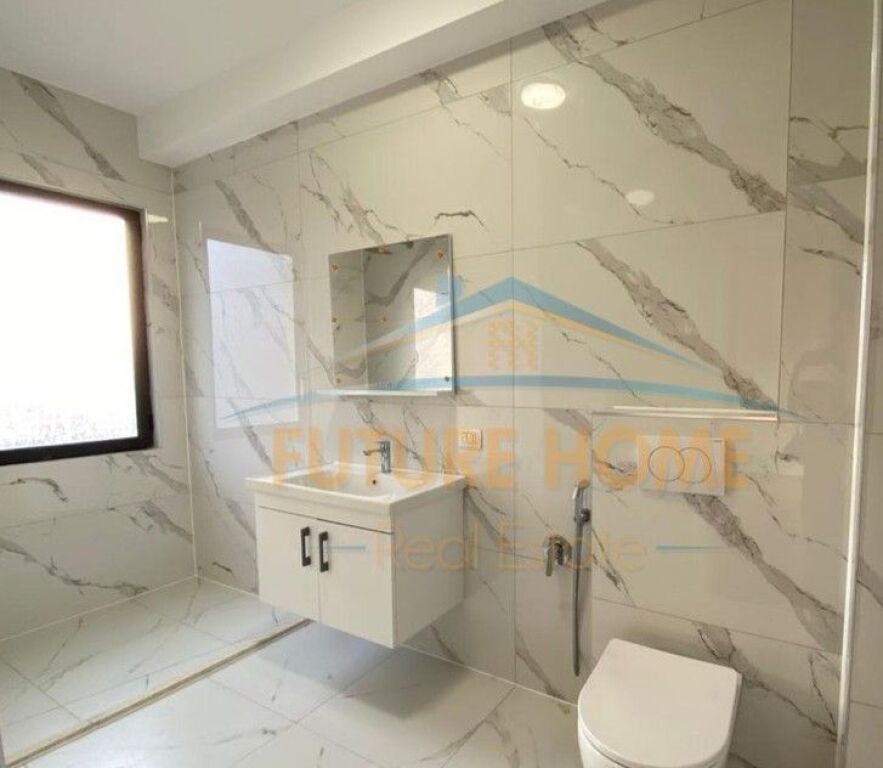 Shitet, Apartament 1+1, Unaza e Re