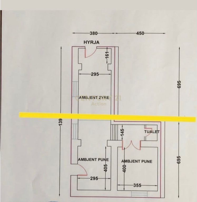 Locale commerciale in affitto. Di fronte allo stadio “Selman Stermasi”.