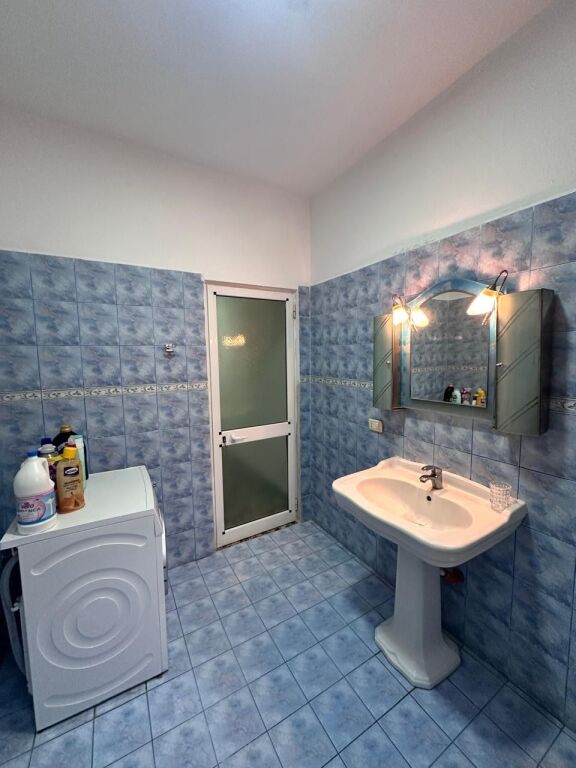 Jepet me qira apartament 1+1 Astir