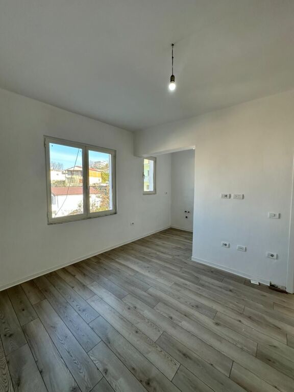 Shitet, Apartament 2+1,Cezma Ferres, Durres!