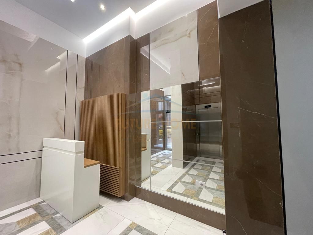 Shitet Super 1+1, Shkolla e Kuqe 170.000€