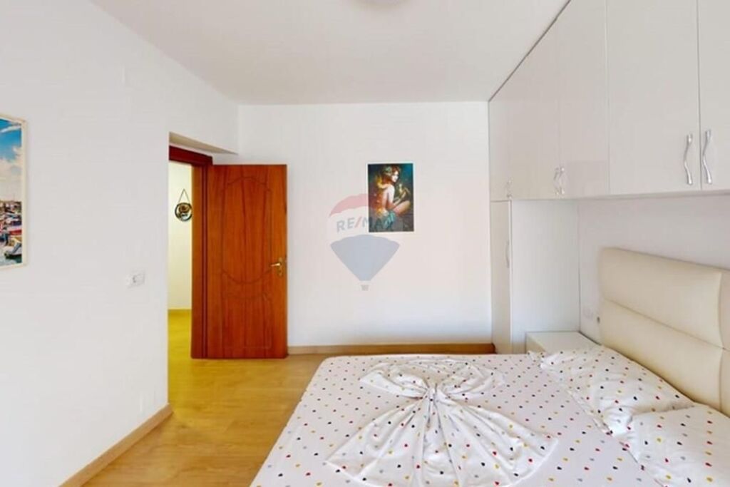 Apartament 1+1 me qira, Myslym Shyri