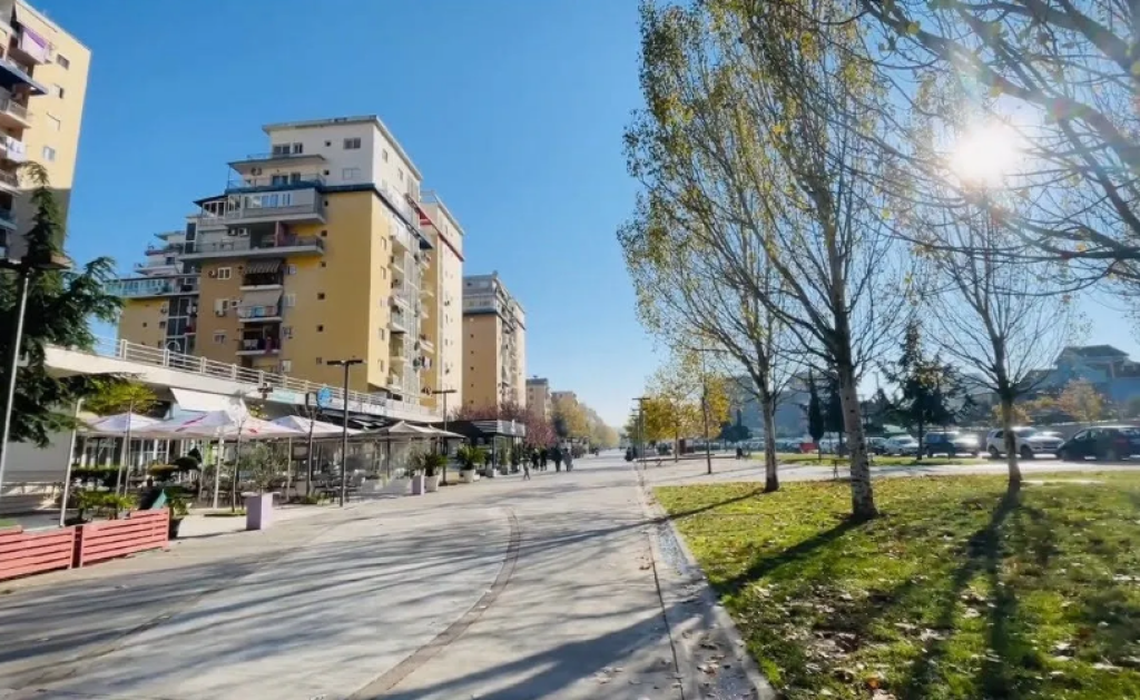 For sale, Business premises + Business, Aviation Field, Tirana.