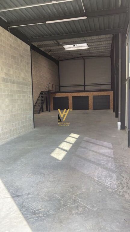 WAREHOUSE 500 M2 FOR RENT AT KAFJA E RREMES 120,000 LEKE