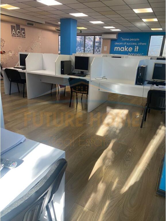 Qira, Ambient për Zyra, Selvia,Tirane.