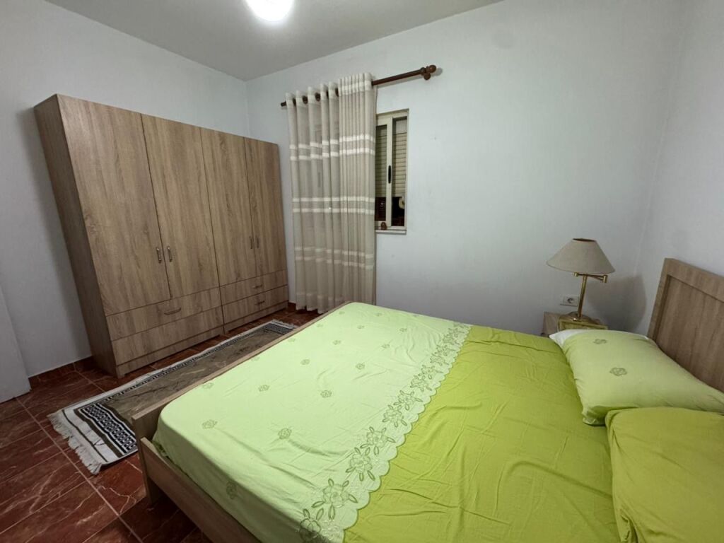 Apartament 2+1, Fusha e Aviacionit!