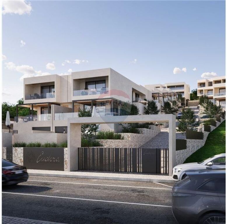 Vile ne shitje , Lungomare