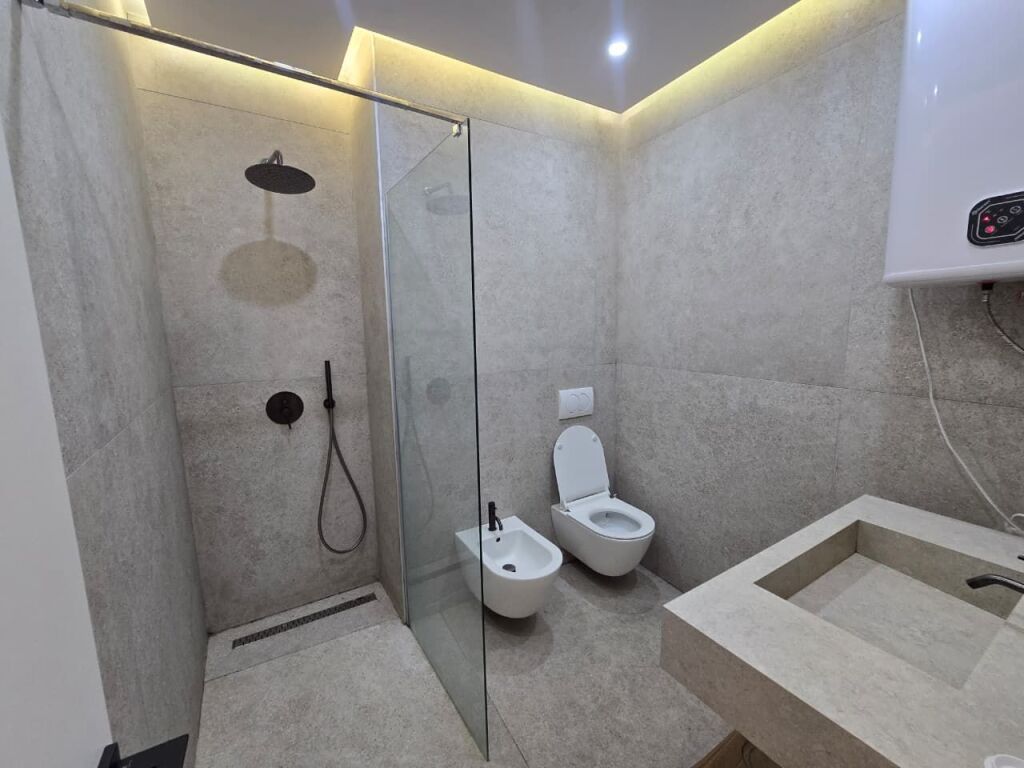 Apartament 2+1+2+Parkim   Me Qira Ne Lake View Residence