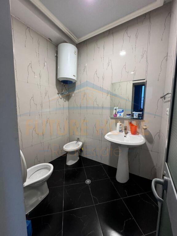 Qira, Ambient për Zyra, Selvia,Tirane