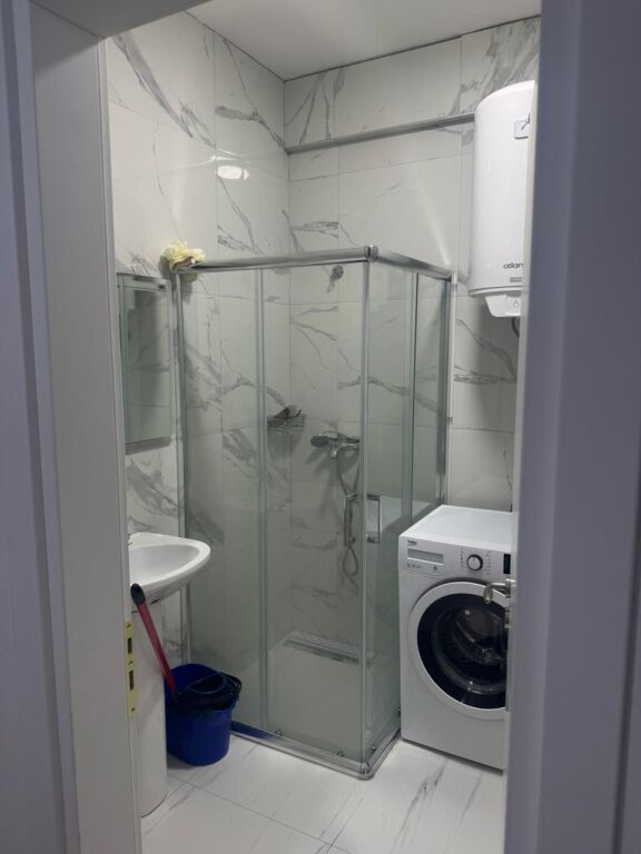 Astir,Kompleksi Urban Gate jepet me qera apartament 1+1,e mobiluar 50,000Leke