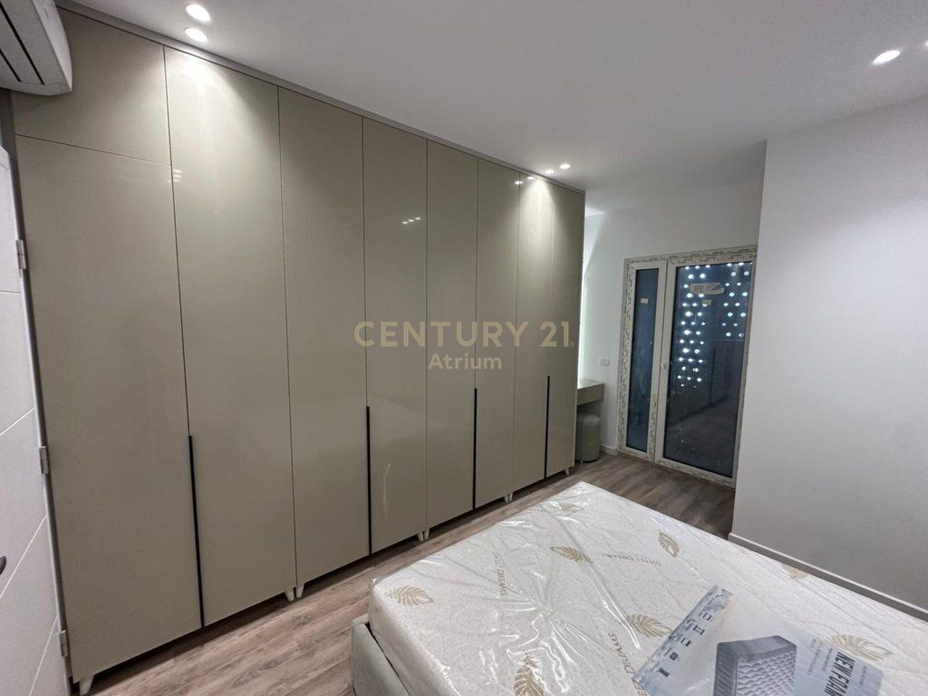 FOR RENT APARTMENT 1 + 1 AT EMERALD CENTER 5 MAJI STREET !