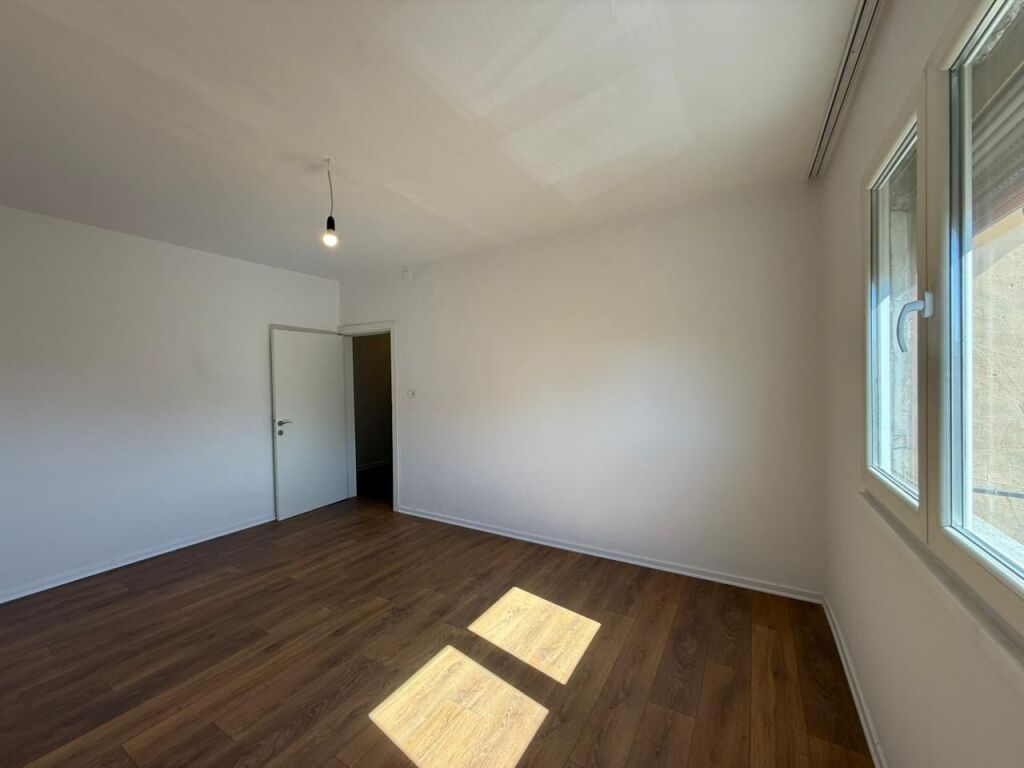 🏠 Shitet Apartament 1+1  📍 Tek Oxhaku 💳 Çmimi me kredi: 93,000 €