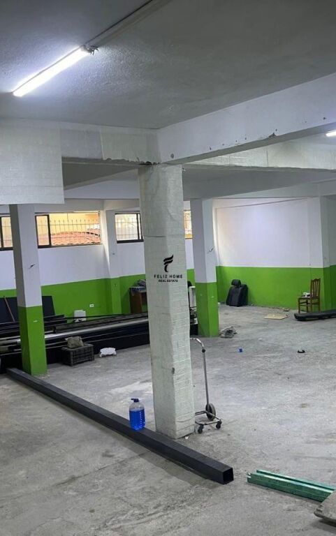 MAGAZINE ME QERA 160 M2 SELITE 50.000 LEKE FH-65751