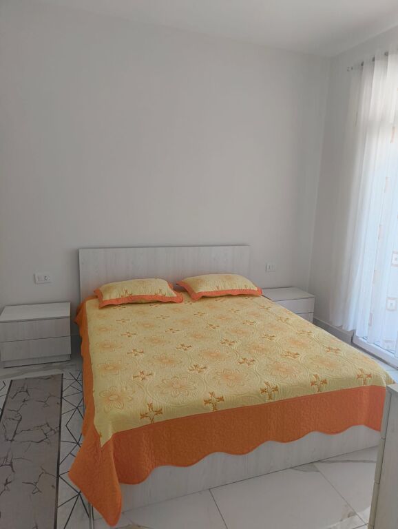 Apartament me qera - 5 Maji
