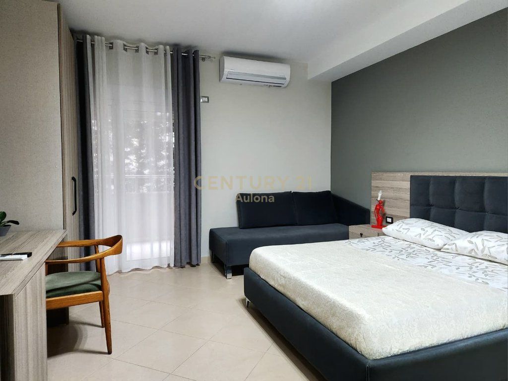 Apartament për Shitje pranë Marina Bay Resort, Lungomare