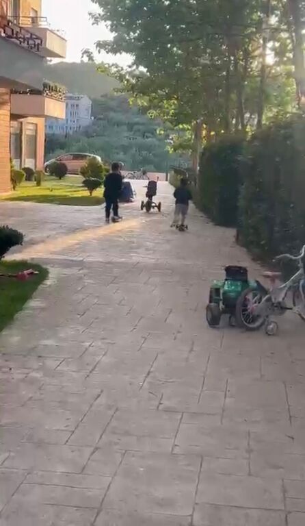 Shitet apartament 2+1+depo tek Kompleksi Fratari , Kopshti Botanik