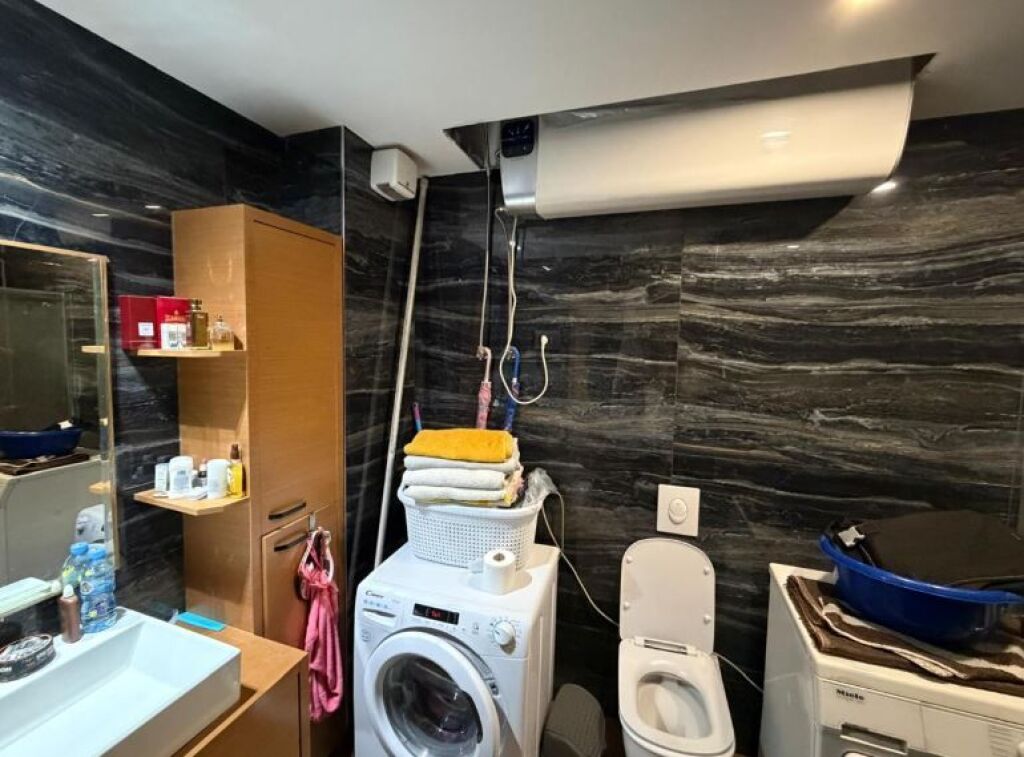 📌Apartament 2+1 në Shitje  – Komuna e Parisit