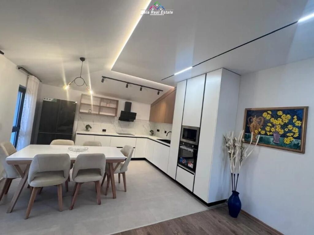 Villa in Affitto 2+1 a Laprake (ID BV22595) Tirana