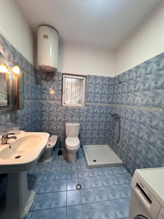 Jepet me qira apartament 1+1 Astir