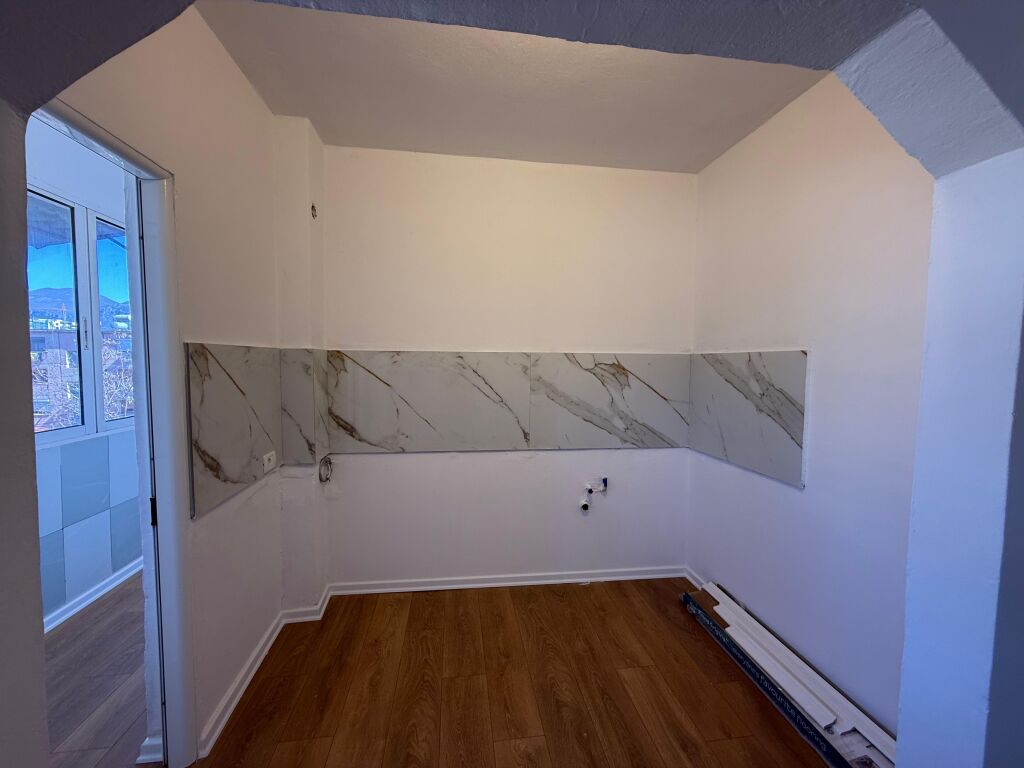 Vendesi Appartamento 1+1 Camino