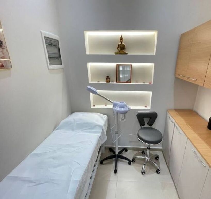 Business premises (hairdresser/beauty) for rent