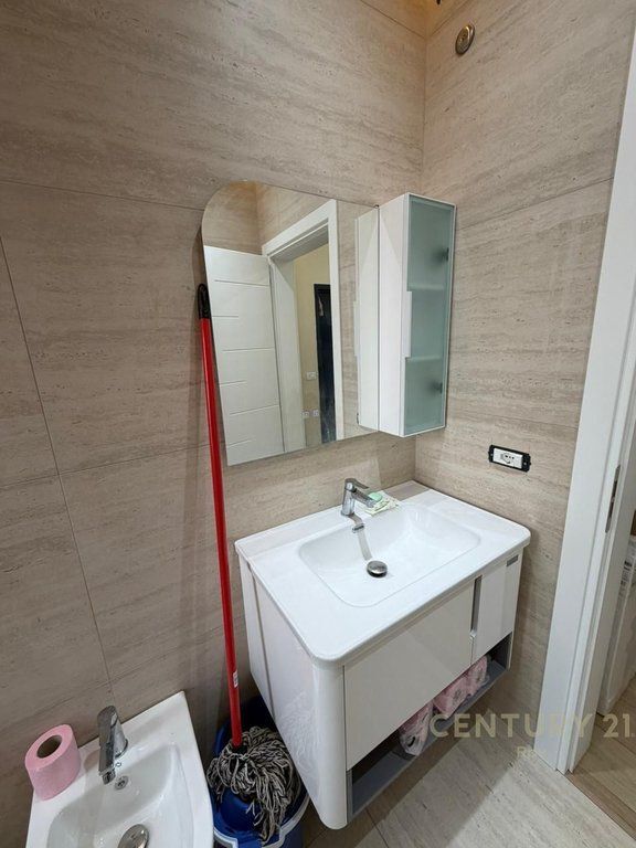 APPARTAMENTO 2+1 IN AFFITTO A LAGJA 5 DURRES!!!