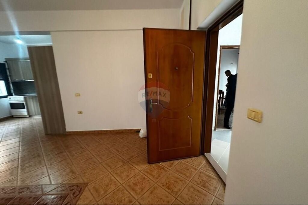 Apartament 2+1+2 ne shitje , Vlore