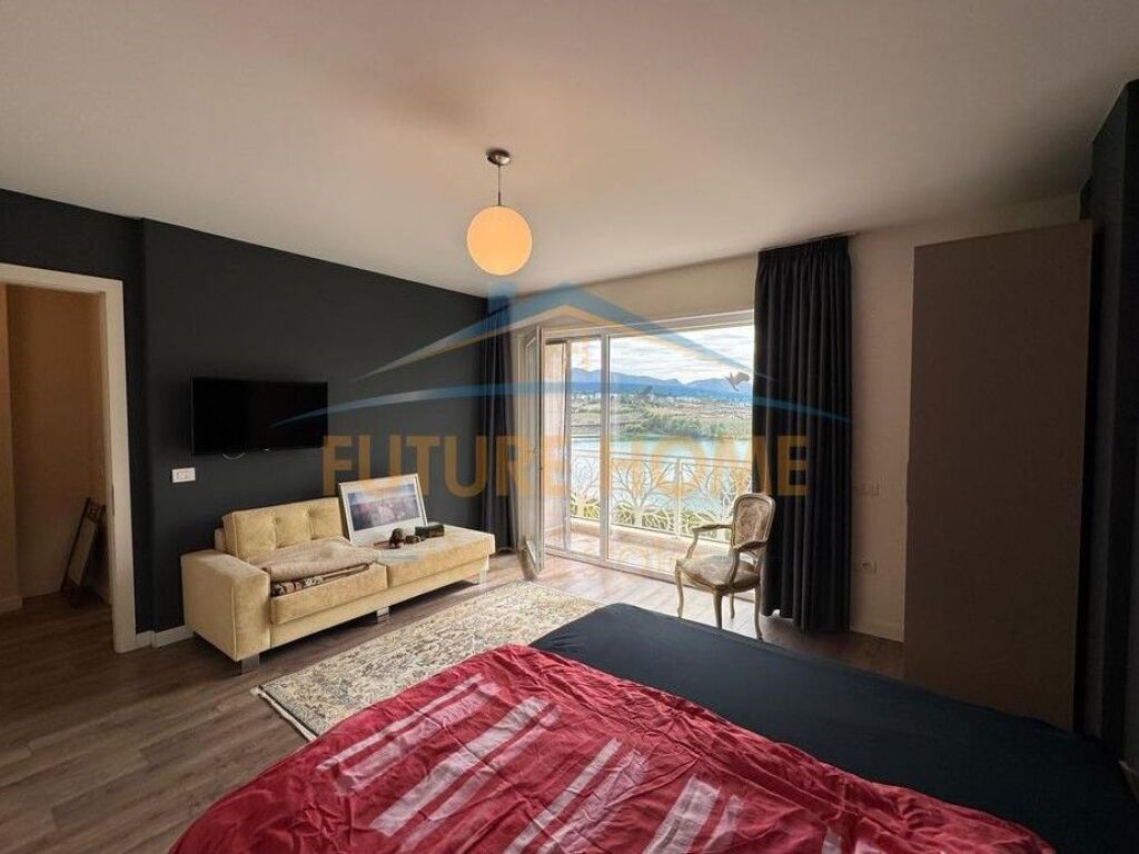 In vendita, Villa, Metatron Residence, Farke