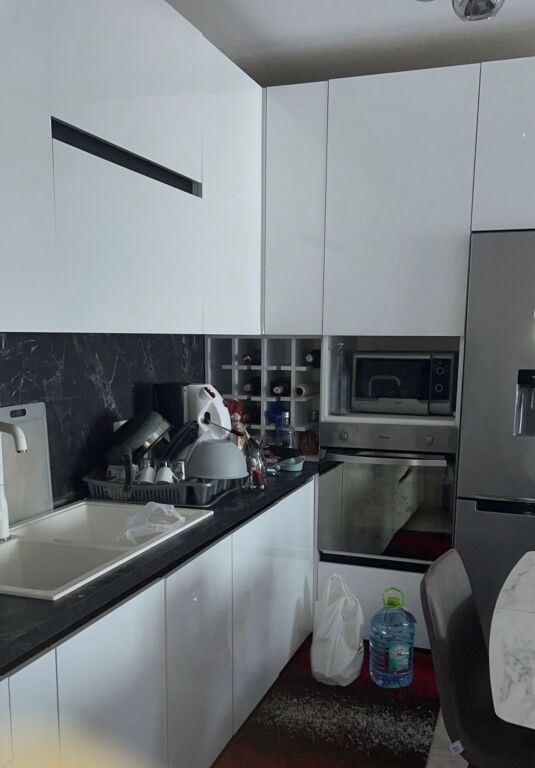Shitet apartament 2+1+depo tek Kompleksi Fratari , Kopshti Botanik