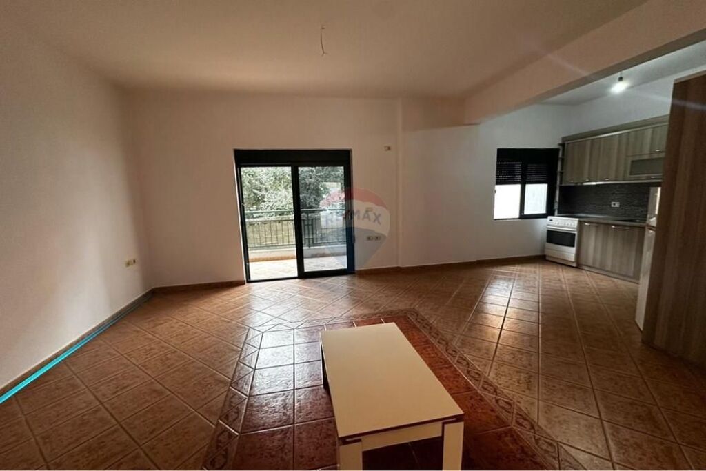 Apartament 2+1+2 ne shitje , Vlore