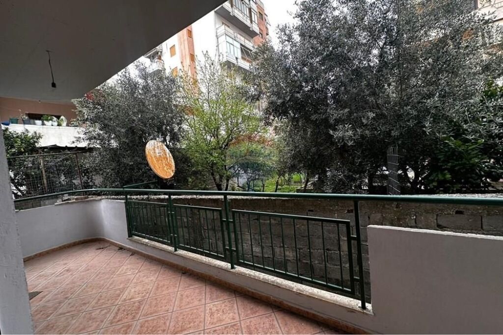 Apartament 2+1+2 ne shitje , Vlore