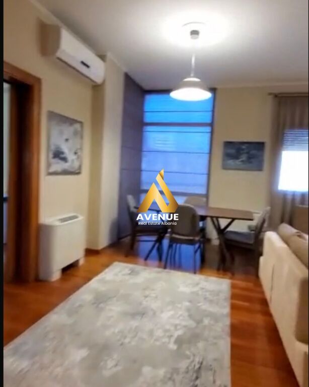 AFFITTASI APPARTAMENTO 3+1+2 BAGNI +2 BALCONI, VIA DEI KOSOVARI, TIRANA.