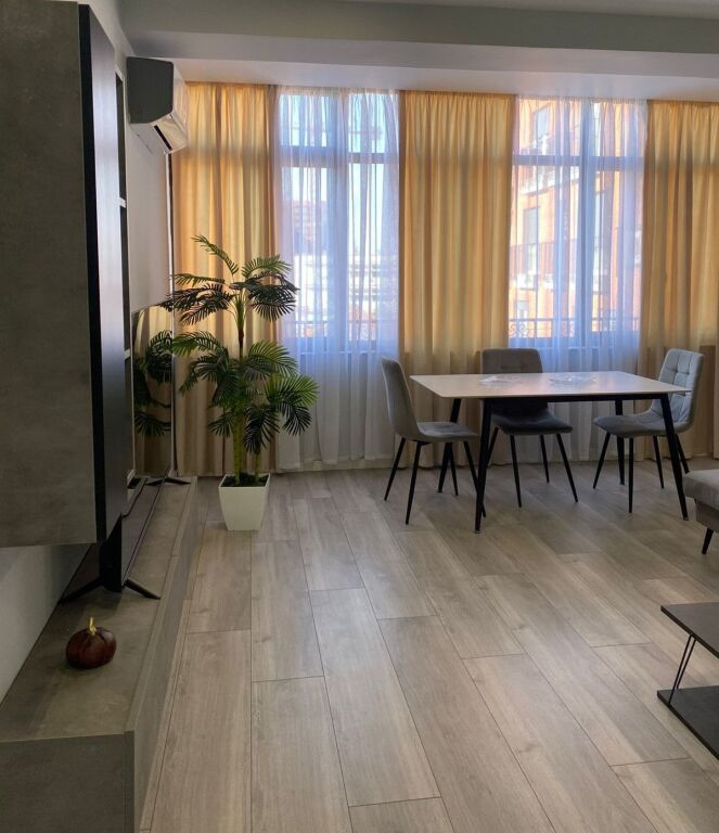 🏡 Shitet Apartament 2+1 – Rruga Frosina Plaku, Tiranë ✨