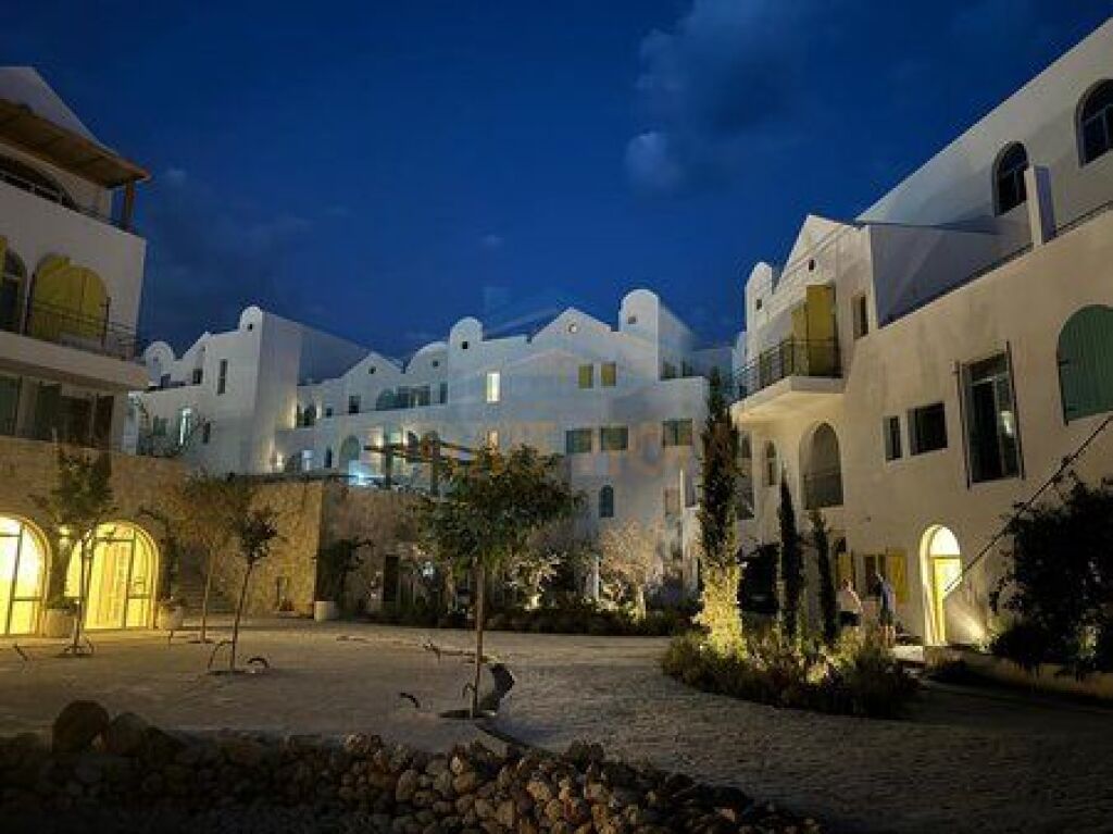 Title For Sale, Apartment 2+1, Santorini Complex, Drimadhë.