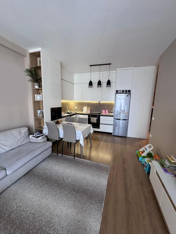 Apartament 2+1 per shitje- Kika 2, Komuna e Parisit