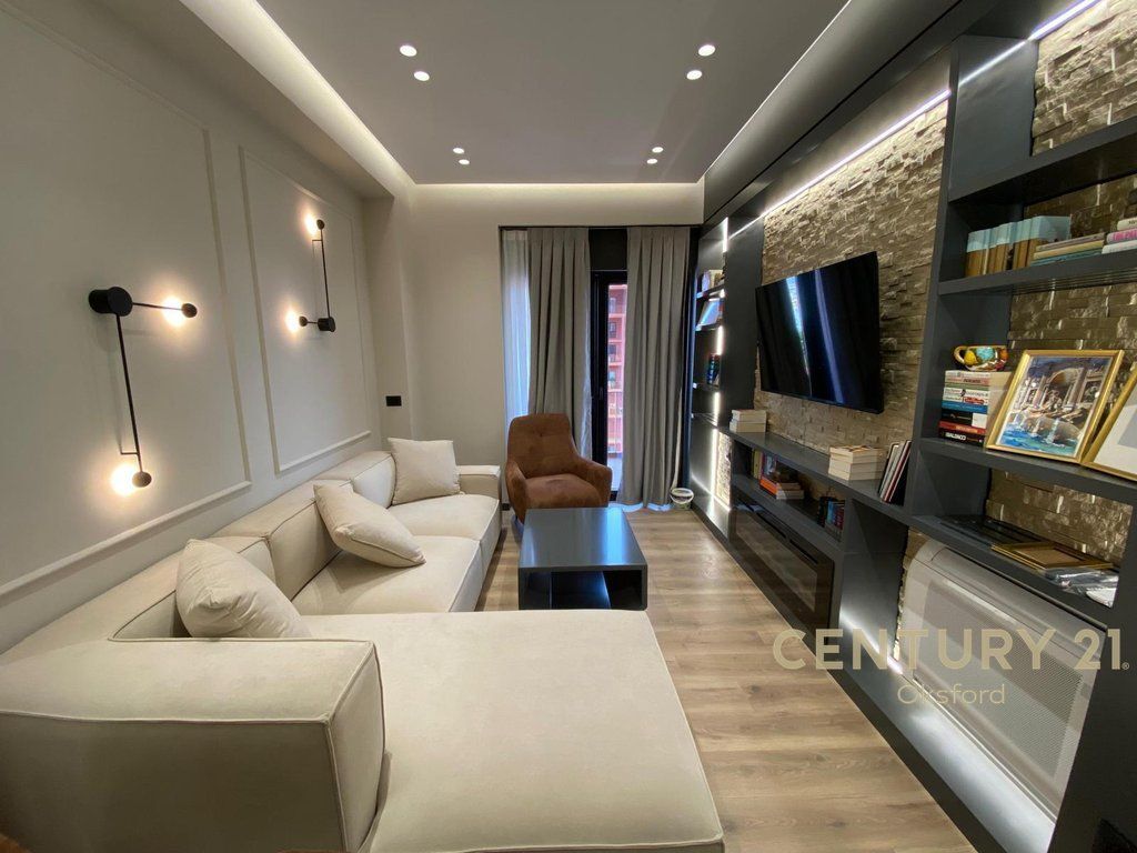 AFFITTIAMO APPARTAMENTO 1+1, PRESSO TIRANA GARDEN BUILDING IN VIA KAVAJES!