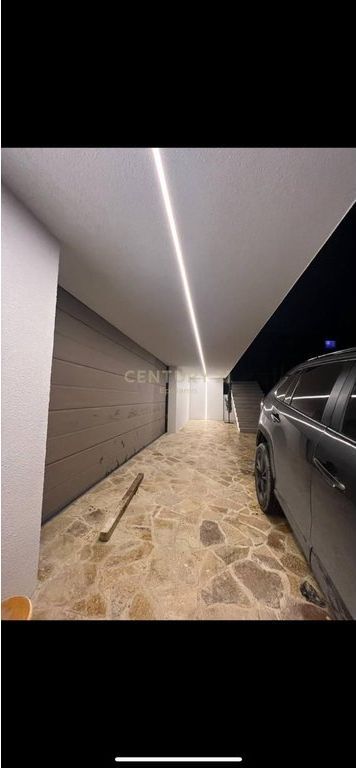 JEPET SUPER VILE ME QIRA NE PASKUQAN!!!