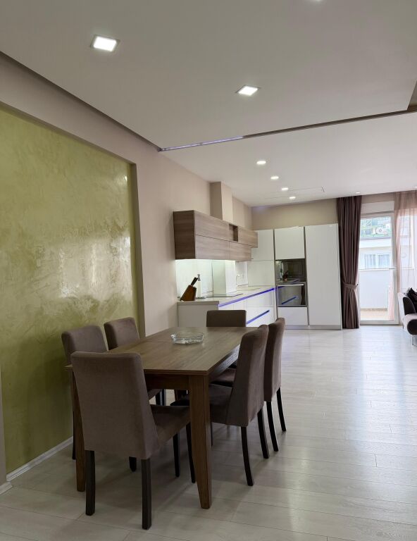 Appartamento 3+1+2 con Garage in Affitto – Complesso FZ, Lago Asciutto