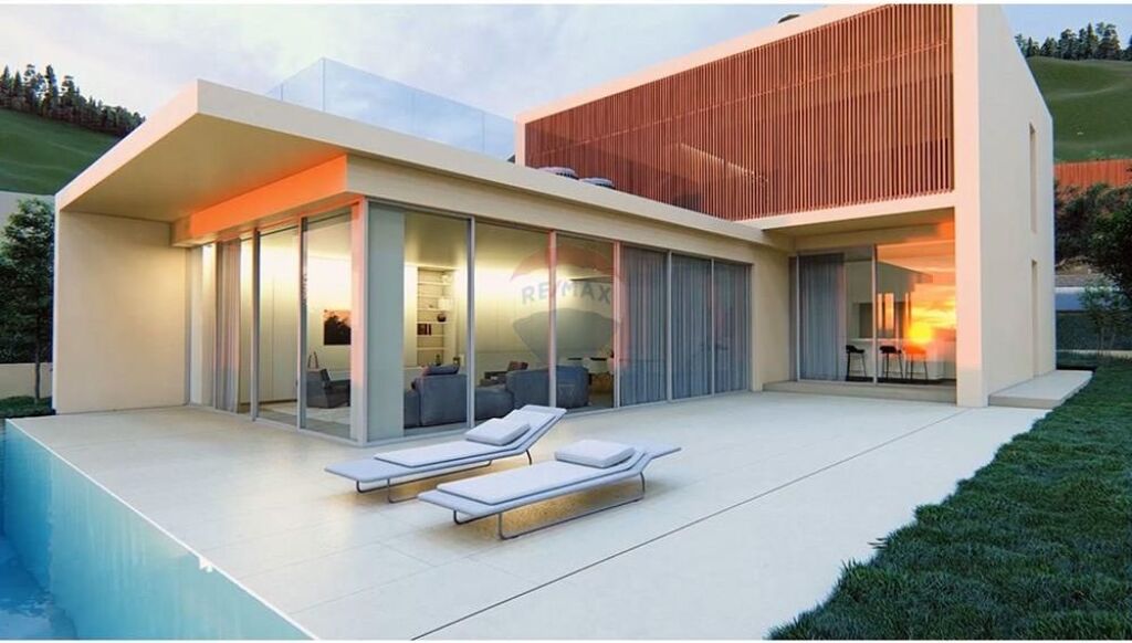 Vile ne Shitje -Palase