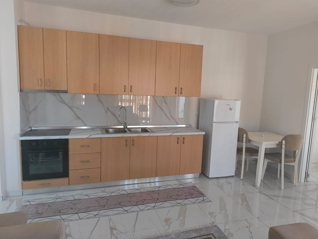 Apartament me qera - 5 Maji
