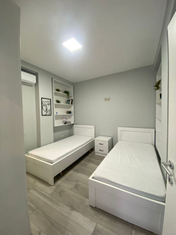 Shitet apartament 2+1📍Rruga: Frosina Plaku, Tiranë
