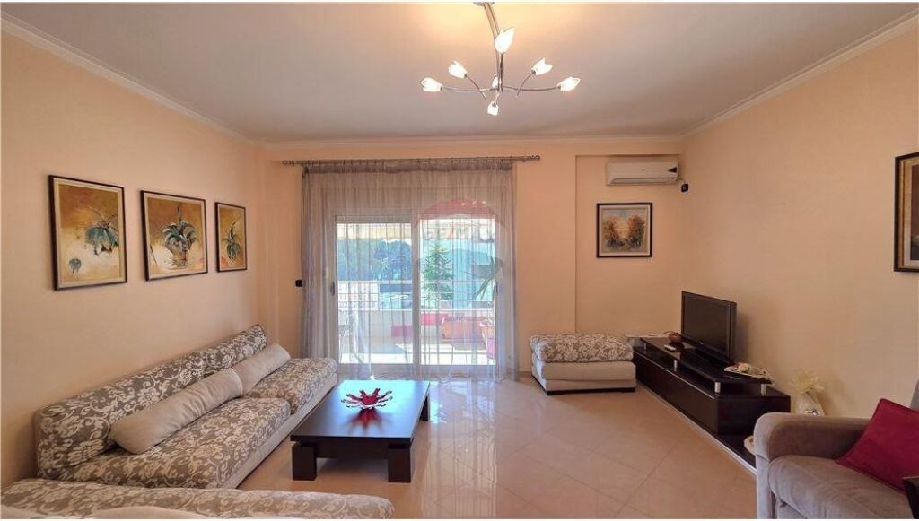 Apartament ne shitje 1+1