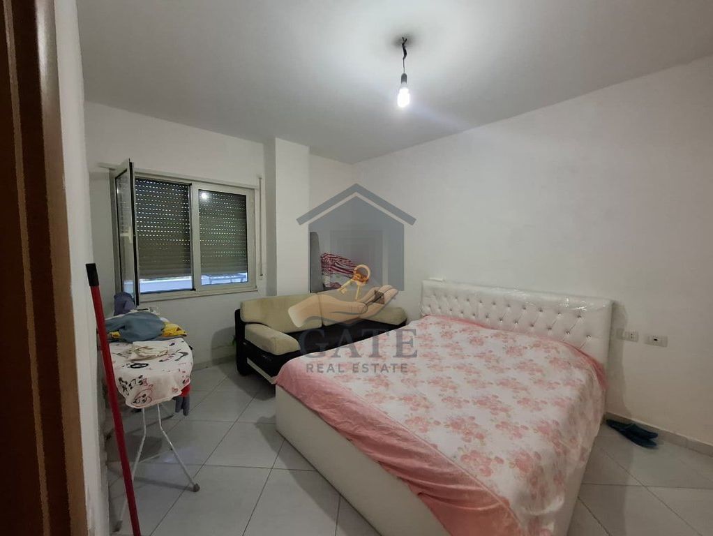 Shitet apartament 1+1 + depo