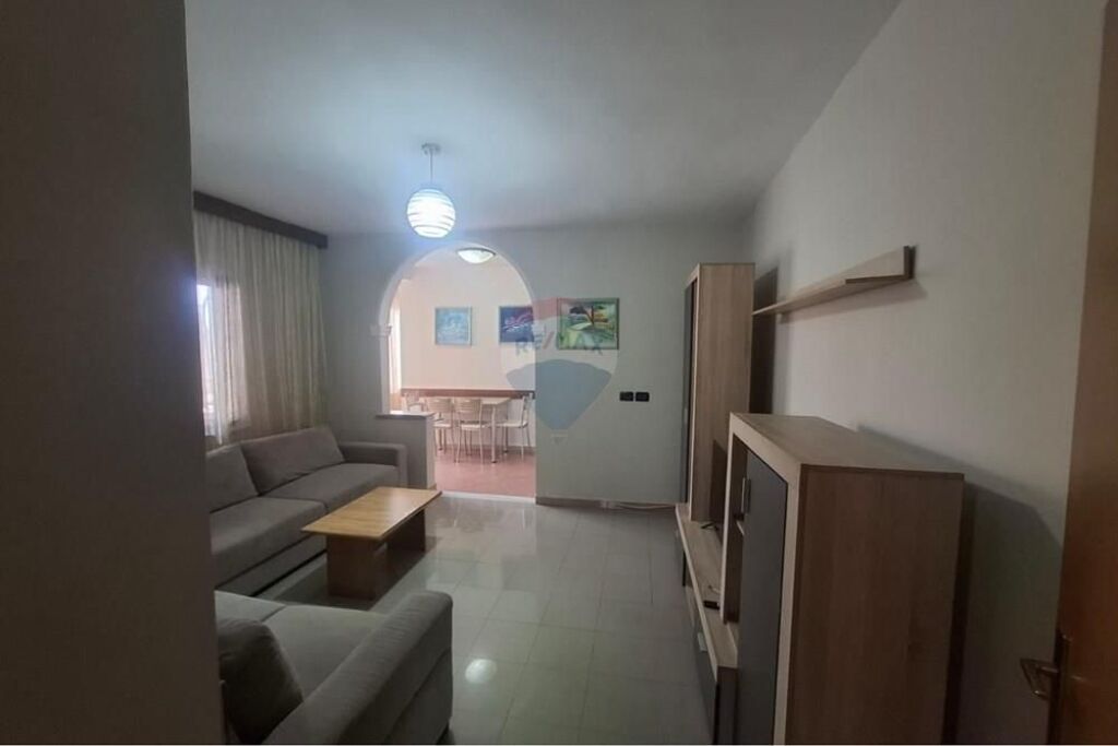 Apartment 2+1 for rent, near the Music School