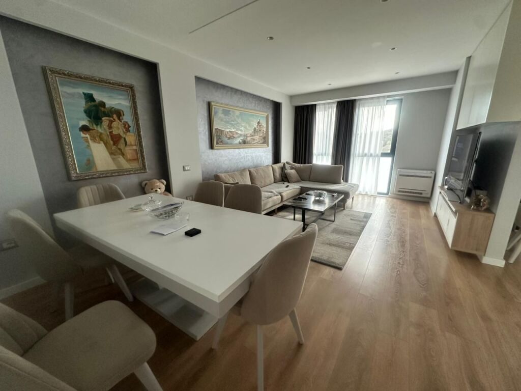 Vendesi Appartamento 2+1+2 Bagni, Astir-Urban Gate