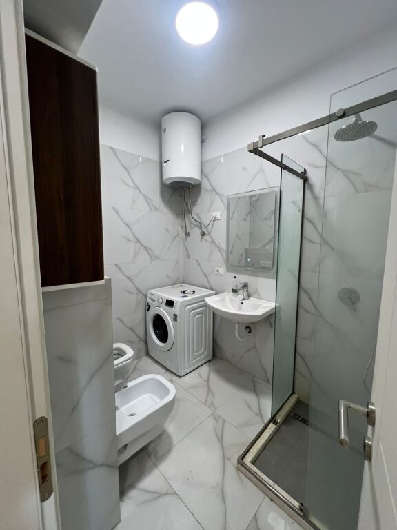 🏡 Appartamento 2+1+2 in affitto – Via dei Kosovari