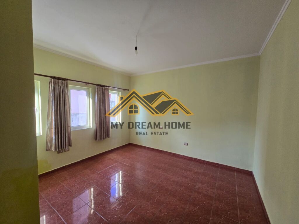 VILE 3 KATESHE PER QIRA, PLAZH DURRES !