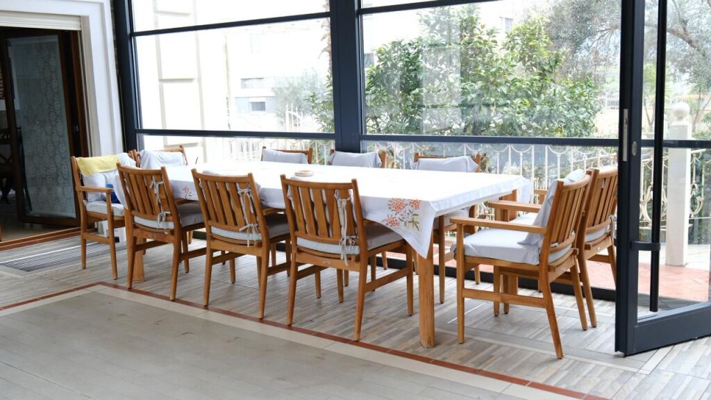 Exclusive Villa for Sale – Akacia Hills Residence